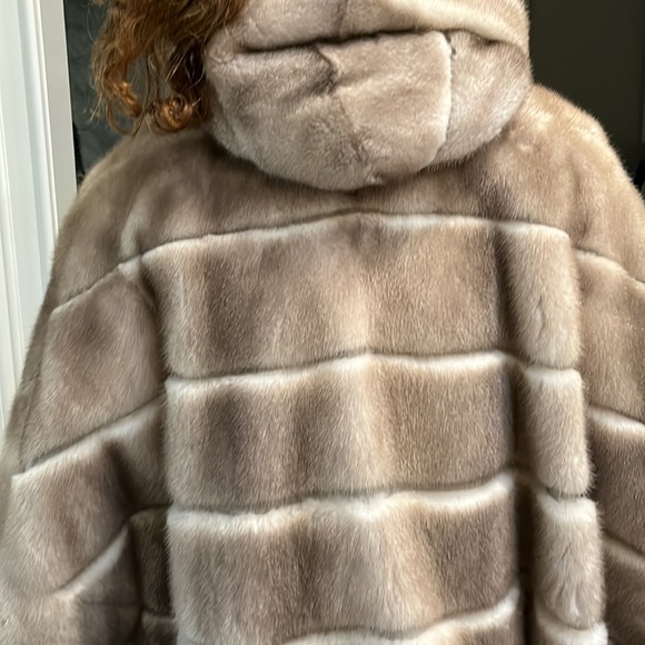 Mink hoodie - Picture 6 of 11